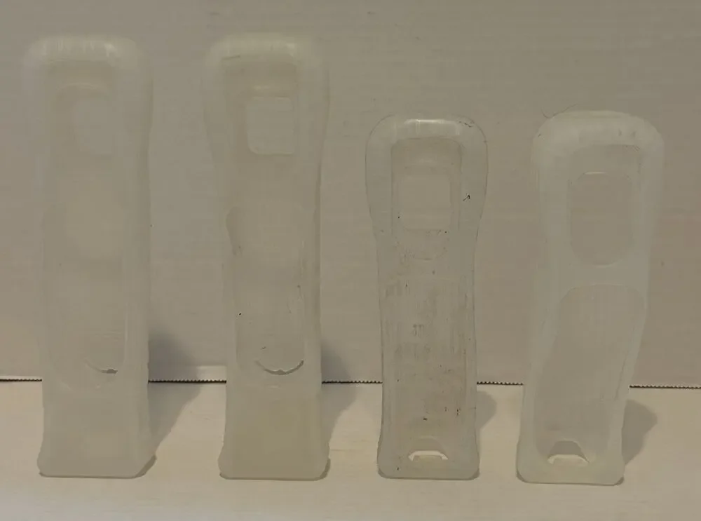 Nintendo WII OEM Case Cover Nintendo Wii Remote ControllerMotion Plus Lot of 4